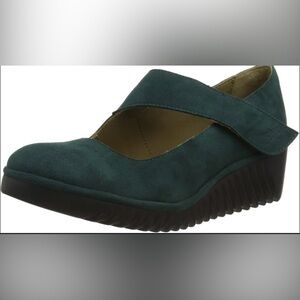 Fly London Green Comfort Flats